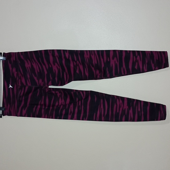 Old Navy Leggings/Joy Lab Sports Bra - Picture 6 of 13